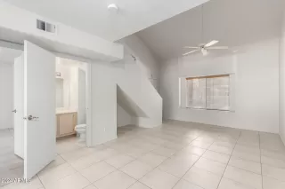 Photo #2: 6762919 Listing