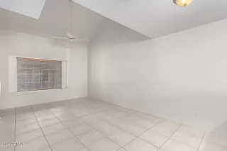 Photo #3: 6762919 Listing