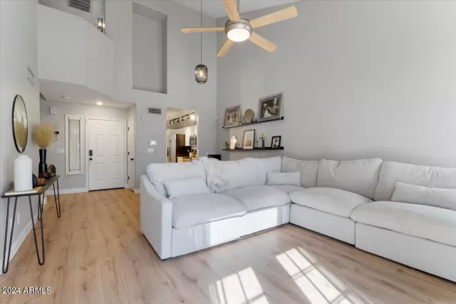 MLS: 6763011 Condo For Sale