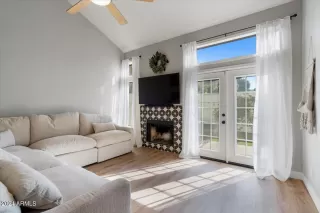 Photo #1: 6763011 Listing