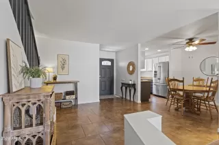 Photo #1: 6763029 Listing