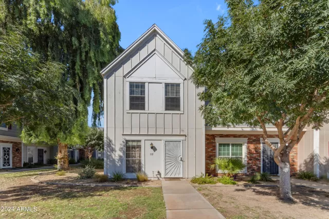 MLS: 6763279 Condo For Sale