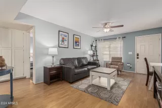 Photo #3: 6763635 Listing