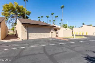 Photo #2: 6763896 Listing