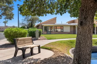 Photo #4: 6763927 Listing