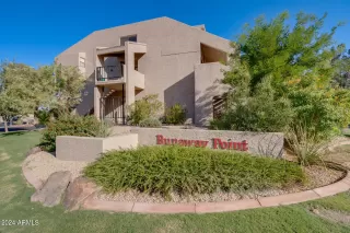 Photo #1: 6764068 Listing 