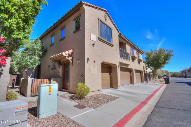 MLS: 6764464 Condo For Sale