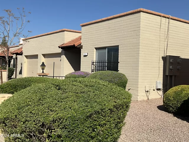 MLS: 6764683 Condo For Sale