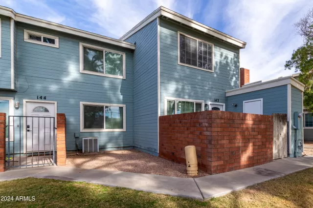 MLS: 6765361 Condo For Sale