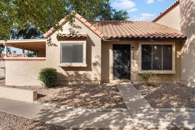 MLS: 6765402 Condo For Sale