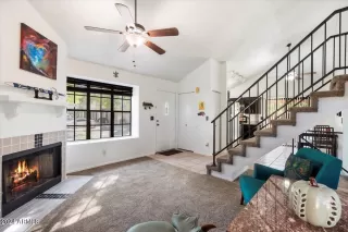 Photo #3: 6765402 Listing