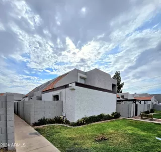 Photo #1: 6765486 Listing 