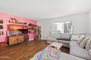 Photo #5: 6765556 Listing 