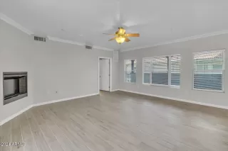 Photo #4: 6765809 Listing