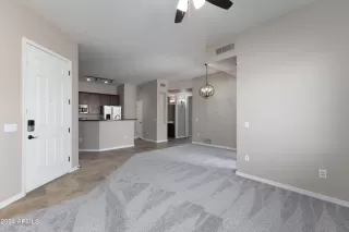 Photo #1: 6766245 Listing 