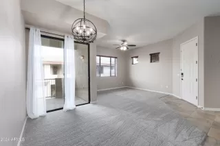 Photo #2: 6766245 Listing 