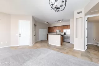 Photo #3: 6766245 Listing 