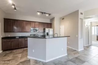 Photo #4: 6766245 Listing 