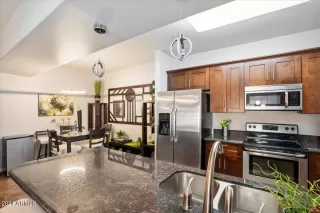 Photo #1: 6766332 Listing