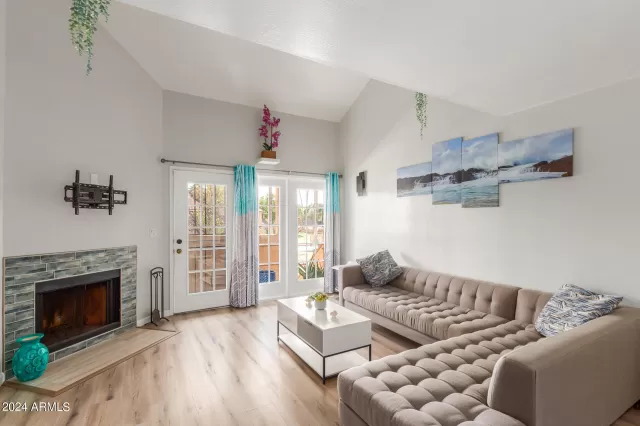 MLS: 6766367 Condo For Sale