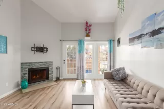 Photo #4: 6766367 Listing 