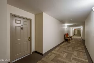 Photo #6: 6766683 Listing