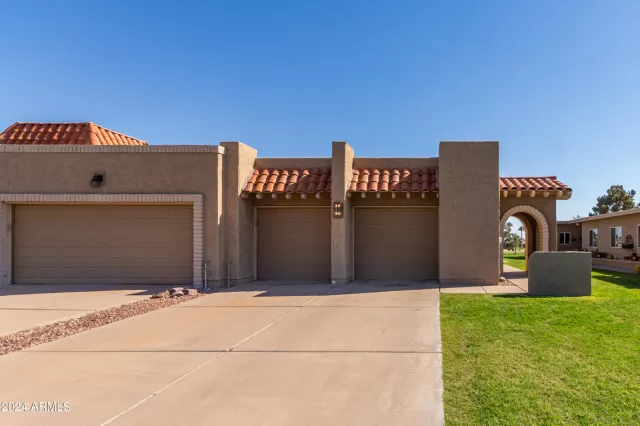 MLS: 6766907 Condo For Sale