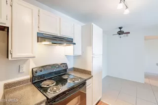 Photo #6: 6767030 Listing 