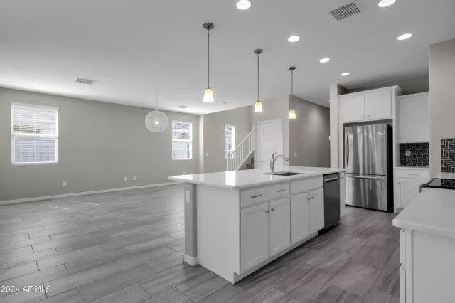 MLS: 6767306 Condo For Sale