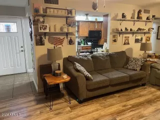 Photo #2: 6767531 Listing