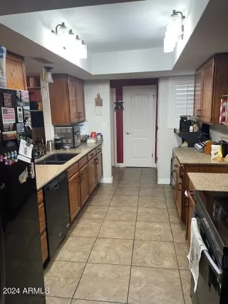 Photo #3: 6767531 Listing