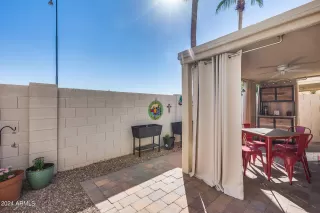 Photo #6: 6767886 Listing