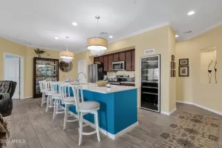 Photo #4: 6768055 Listing 