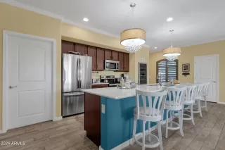 Photo #6: 6768055 Listing 