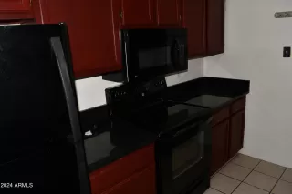 Photo #3: 6768417 Listing 