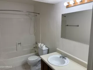 Photo #6: 6768417 Listing 