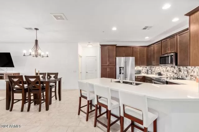 MLS: 6768431 Condo For Sale