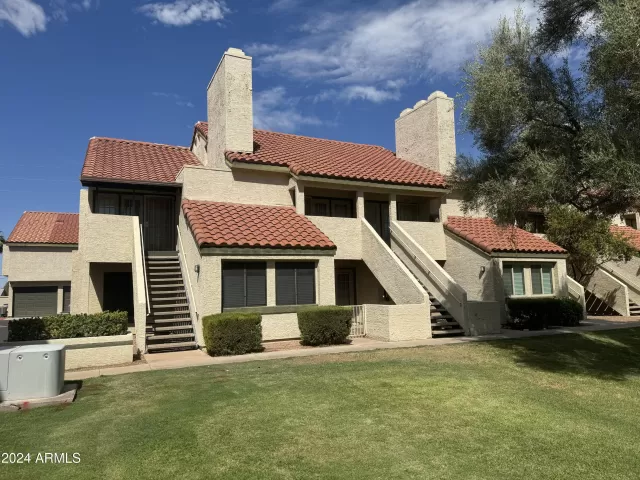 MLS: 6768579 Condo For Sale