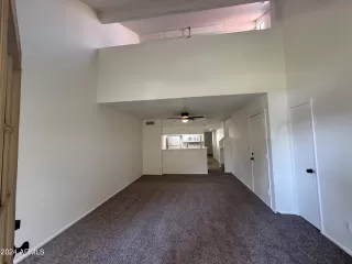 Photo #5: 6768579 Listing