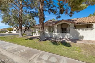 Photo #2: 6768800 Listing