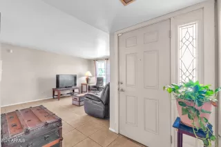 Photo #6: 6769111 Listing 