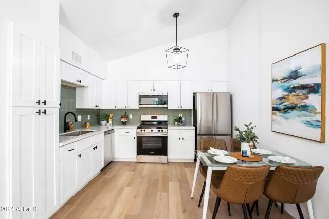 MLS: 6769270 Condo For Sale