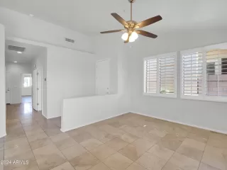 Photo #4: 6769417 Listing 