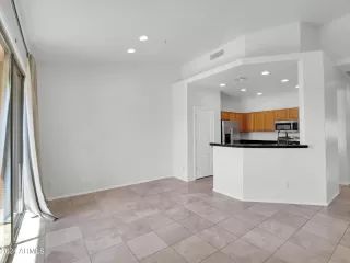 Photo #6: 6769417 Listing 