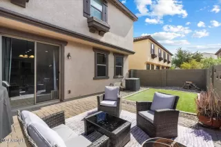 Photo #2: 6769548 Listing