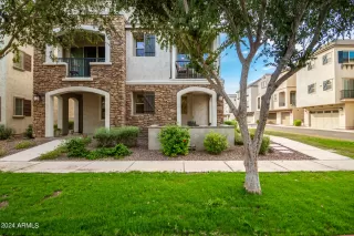 Photo #2: 6770036 Listing