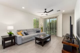 Photo #4: 6770036 Listing