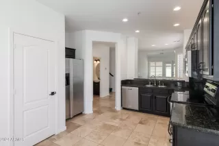 Photo #6: 6770063 Listing 