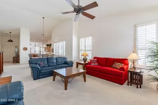 Photo #4: 6770138 Listing