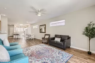 Photo #5: 6770165 Listing 